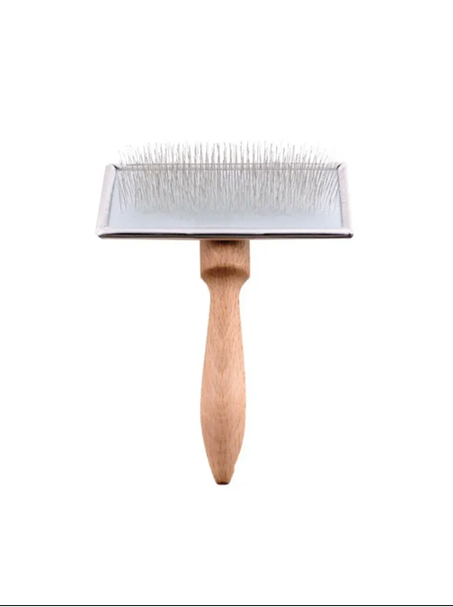 Kat- en vachtvriendelijke trimmaterialen welke gebruikt worden door een kattenmtrimster in een trimsalon voor katten.