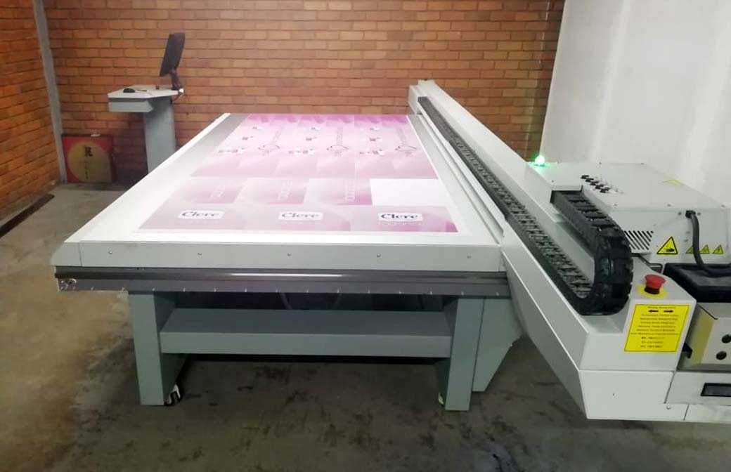 Flatbed printer Signarama