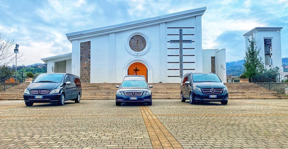 Parco auto delle onoranze funebri