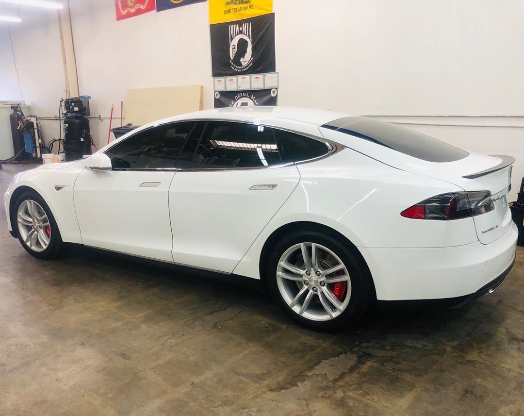2016 Tesla Model S 70