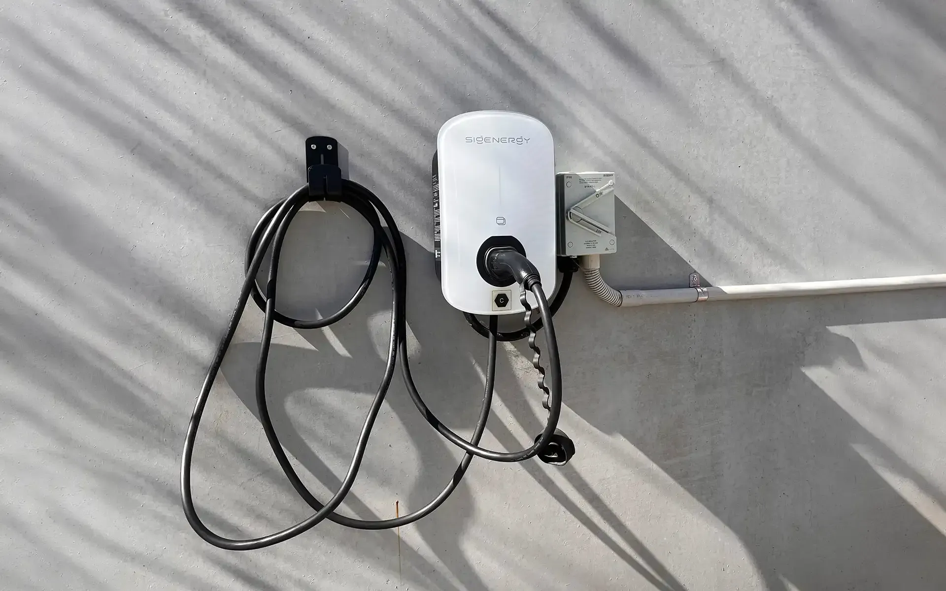 Ballarat Solar Group - Residential and Commercial Electric Vehicle Charger installations
