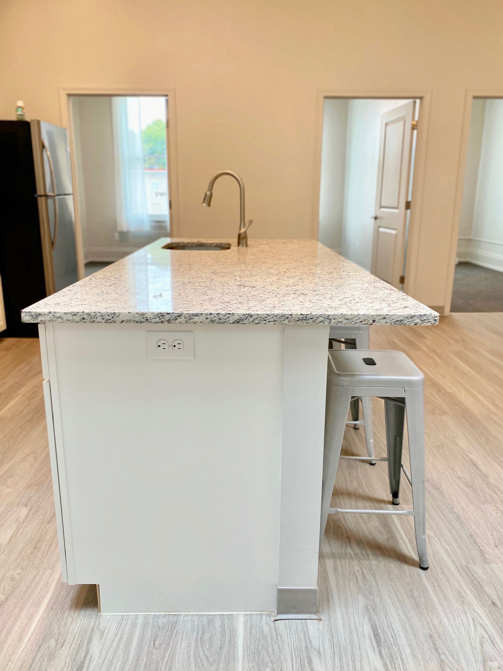 kitchen island with barstools