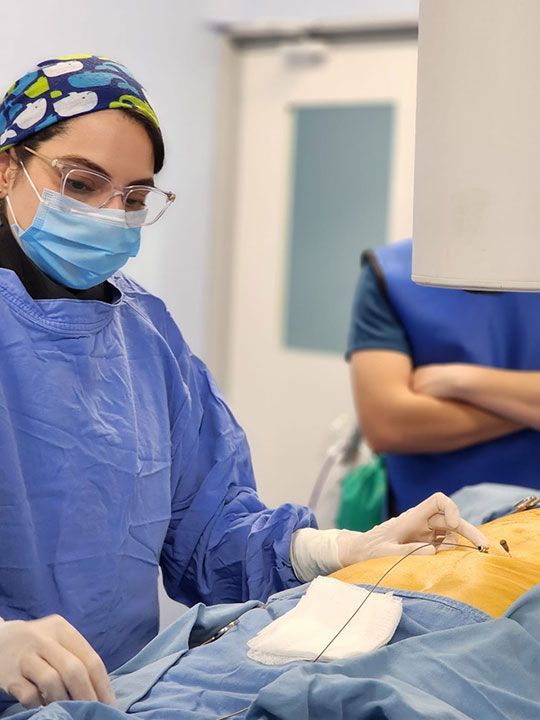 CLINICA DEL DOLOR DRA ANNA LOPEZ - Evita cirugías