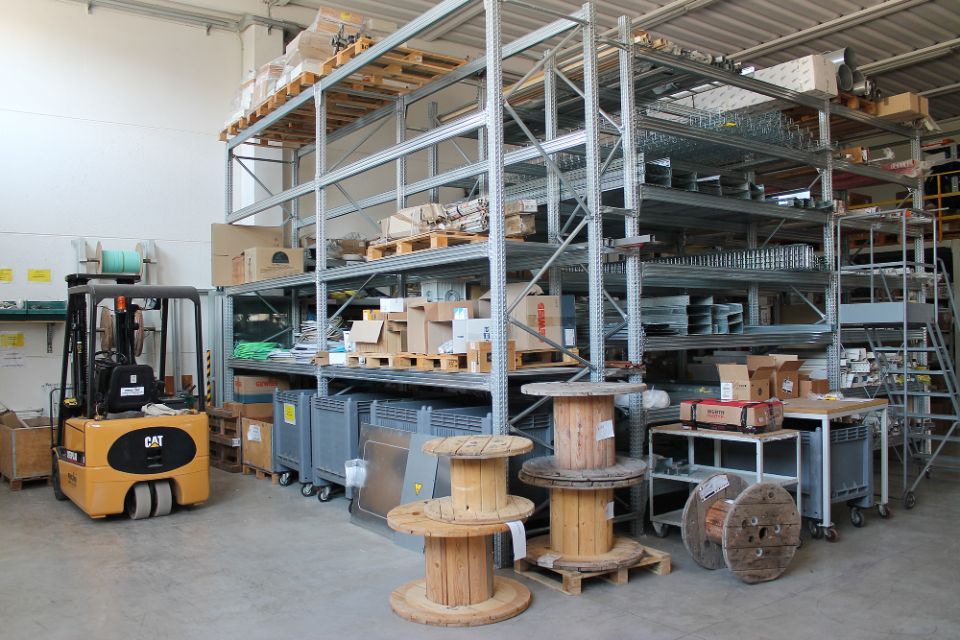 ditta impianti elettrici