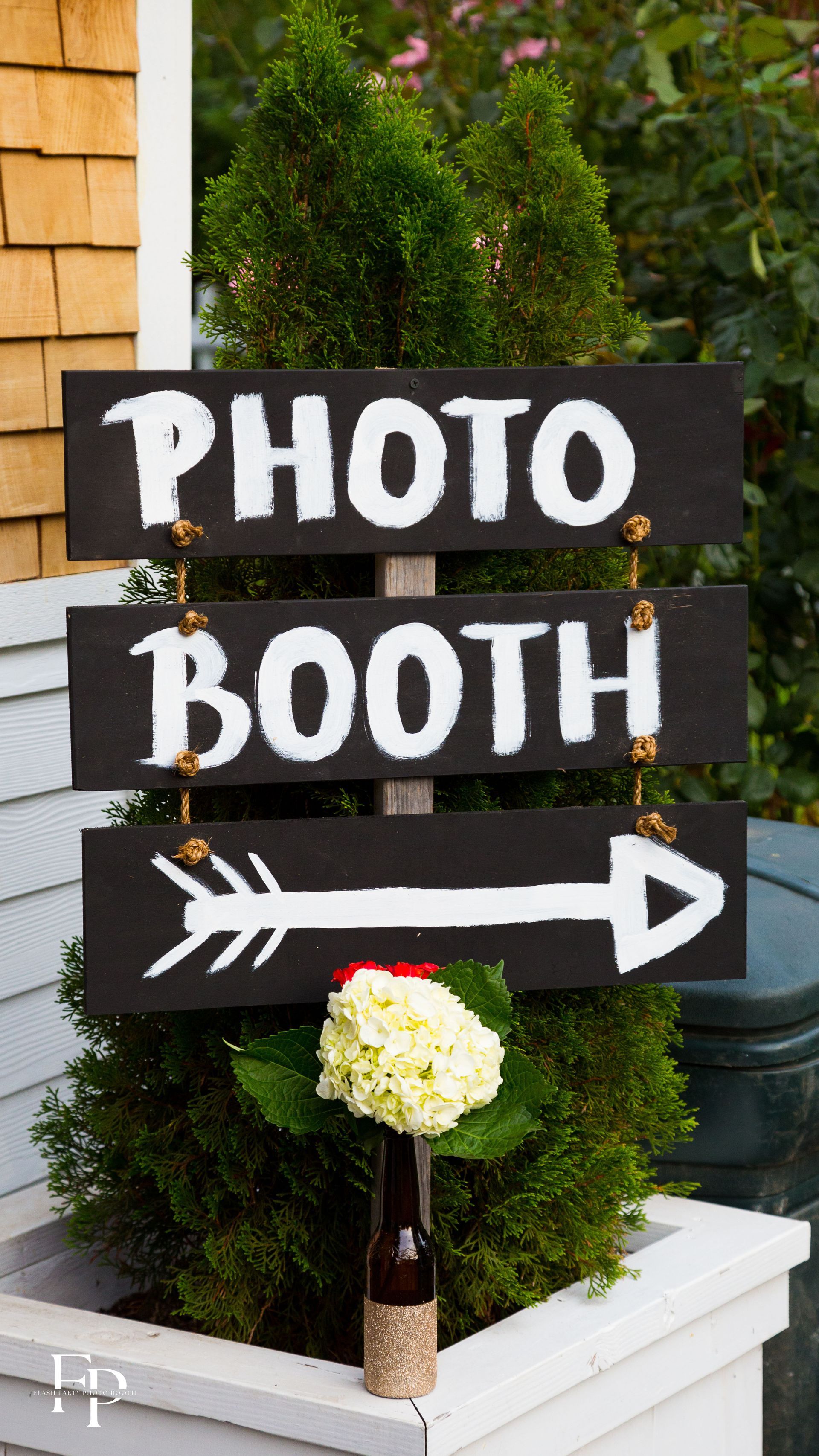 Photo booth rental signage during a wedding in Dallas, Texas