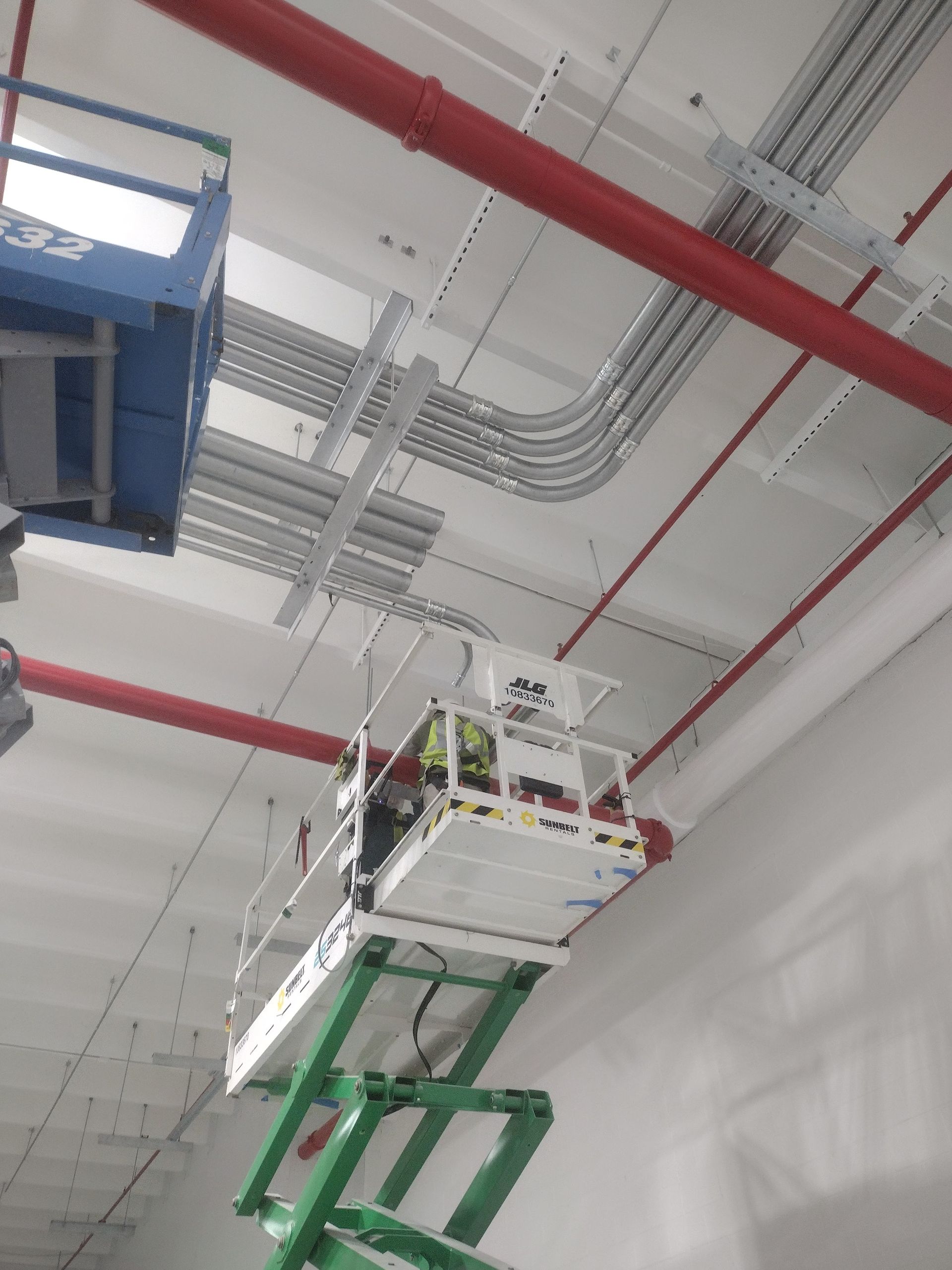 Industrial Electricians - Large Contractor