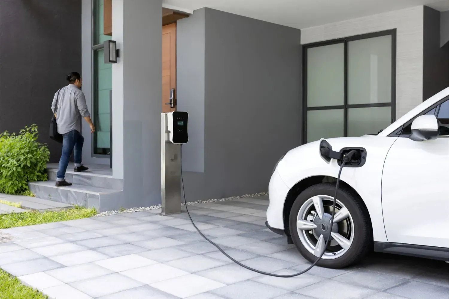 Licensed Electrician providing a professional installation Electric Vehicle Charging Service for both Level II and Level III applications in Hendersonville and Asheville NC