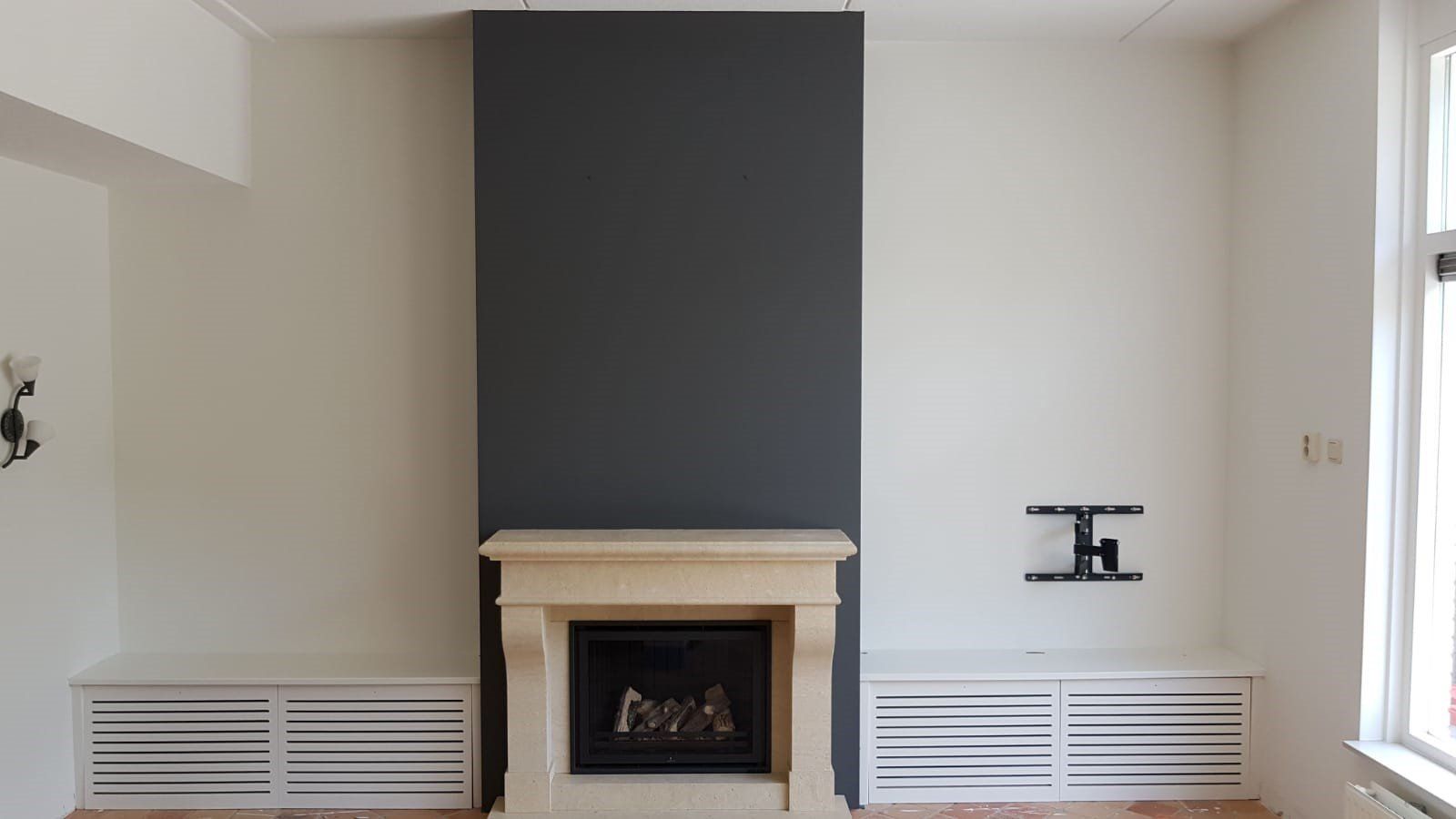 schilderwerk-schilder-zeewolde-deur-kozijn-onderhoud-schilderen-sauzen-witten-houtrot-binnenwerk-buitenwerk-flevoland-winterschilder