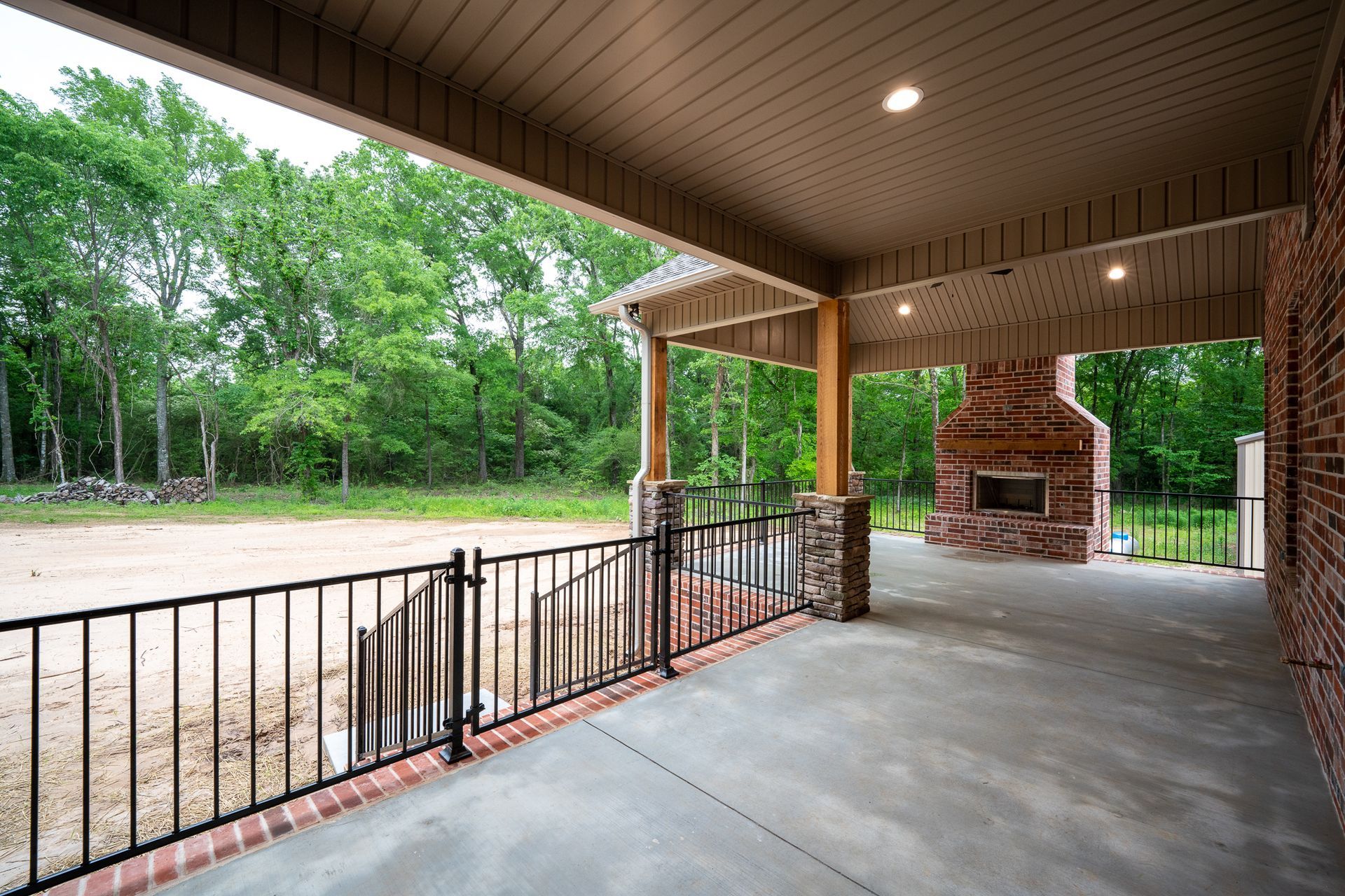 Custom home build by Breeding Construction in Conway, AR