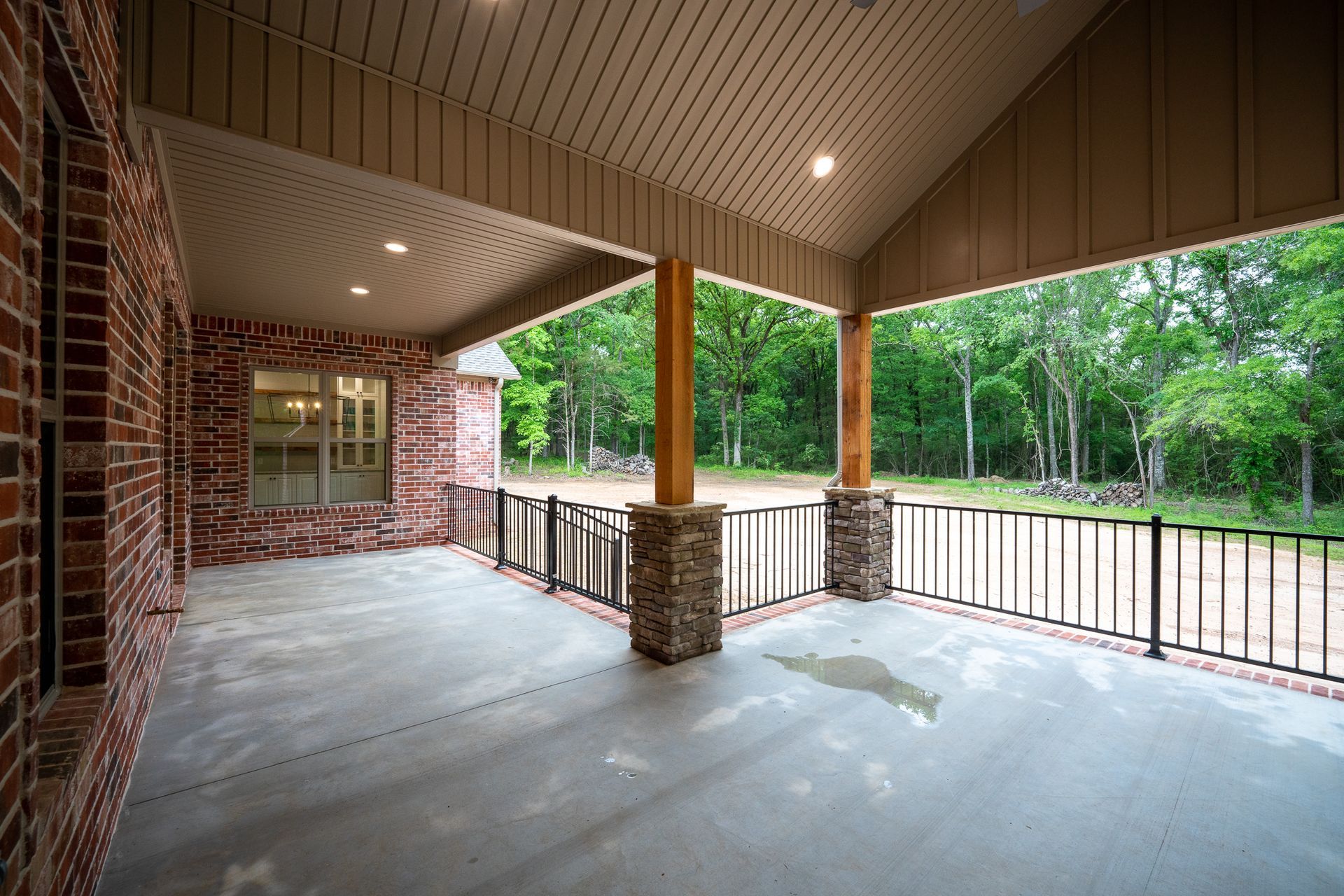 Custom home build by Breeding Construction in Central Arkansas.