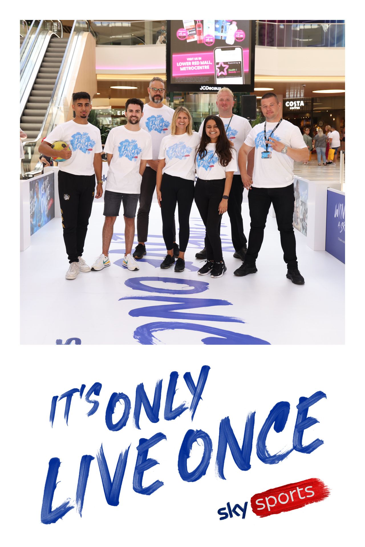 PRINT ON-SITE INSTANT PHOTOGRAPHER