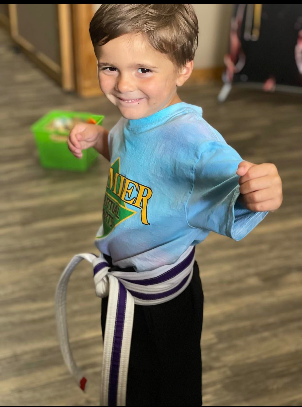 The word placeholder is on a gray background.