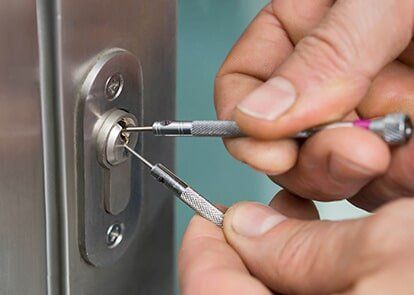 Fixing Door Handle — Lockout Service in Denver, CO