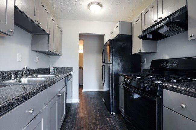 The Woods At Peppertree Kitchen