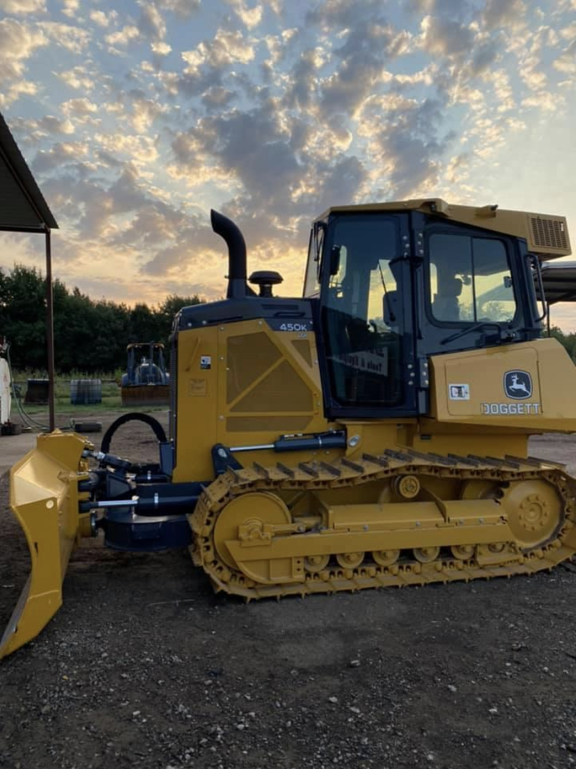 John Deere 450K cab | Diamond E Rental