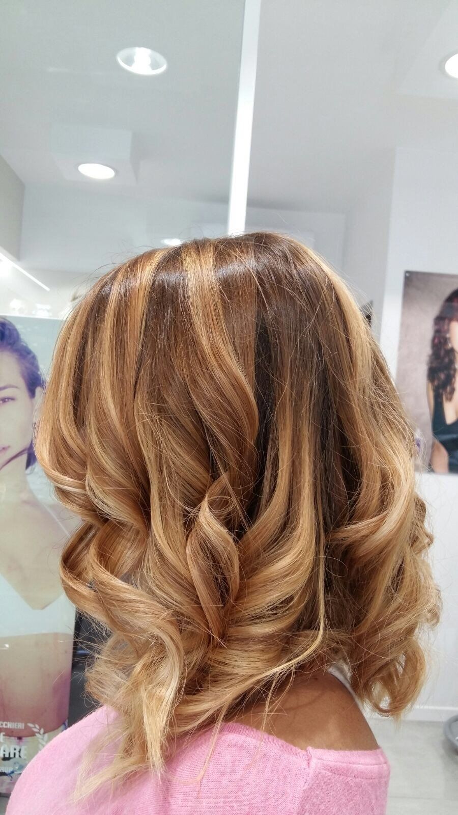 capelli mossi con degradé