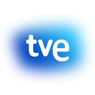 Un logotipo de TVE azul y blanco sobre un fondo blanco.
