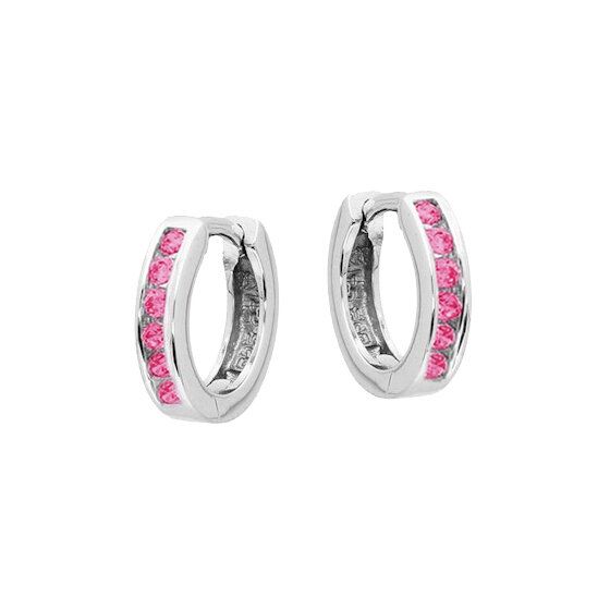 Zilveren creolen met roze edelstenen.