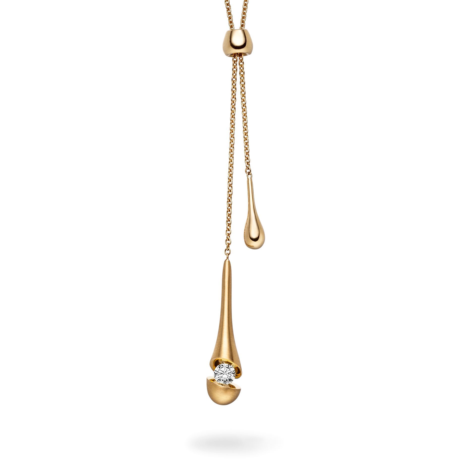 Gouden hangerketting met twee traanvormige hangers, waarvan één met een diamant.