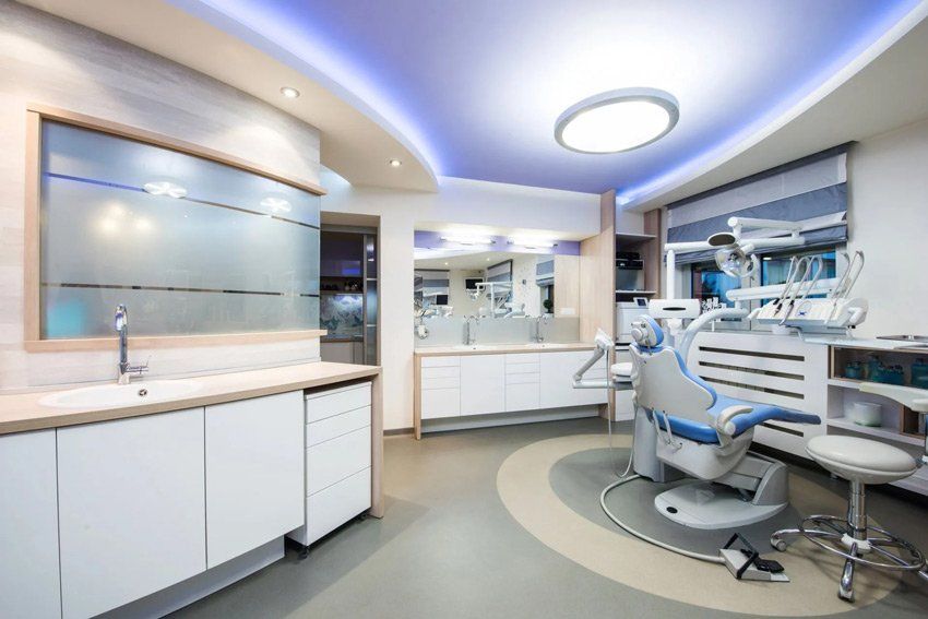Dentist