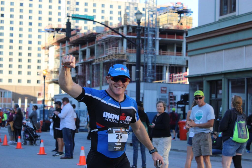 Lee is PUMPED to be on his 2nd loop of the run course!