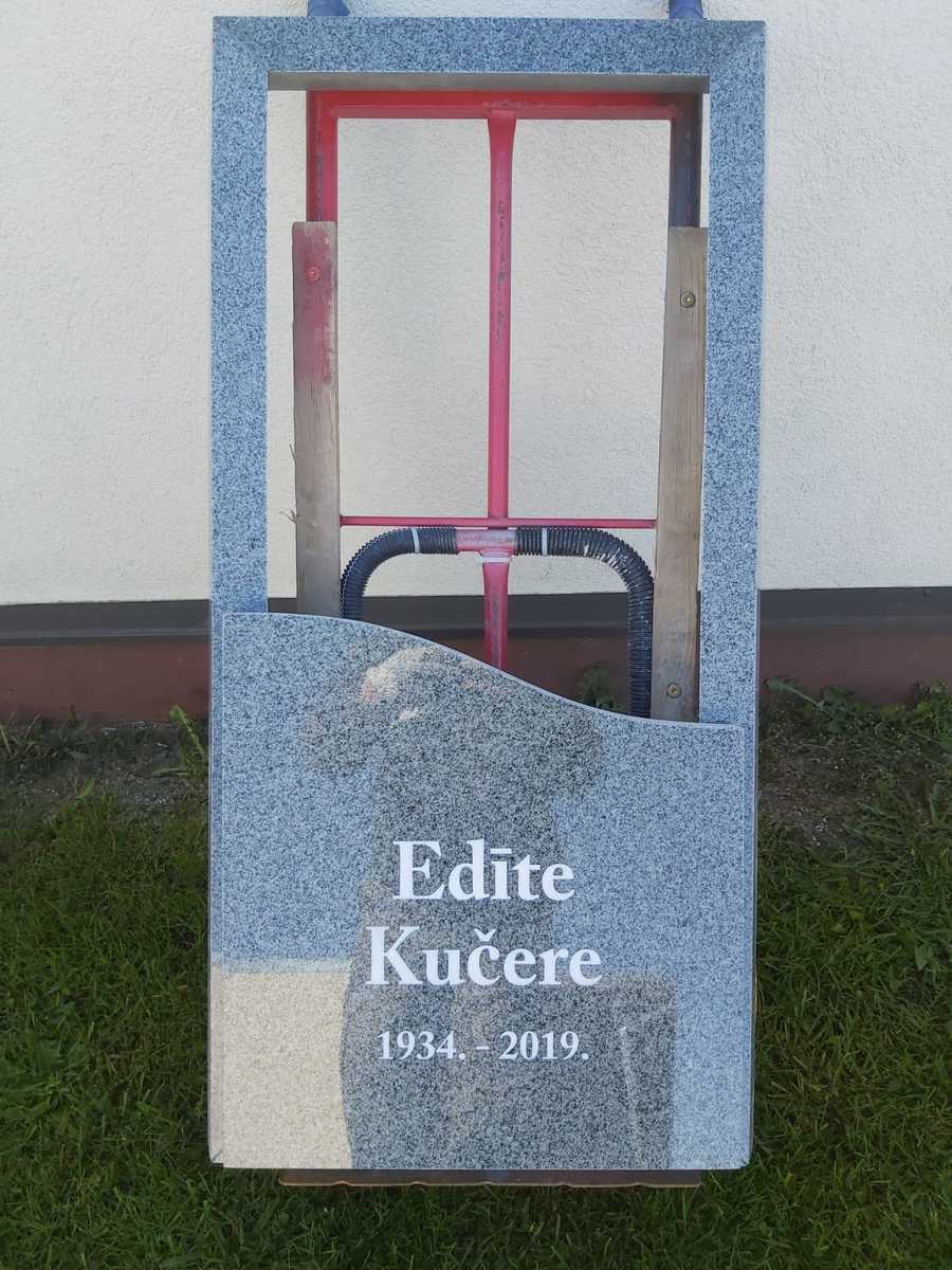 Pieminekļi Bauskā 74