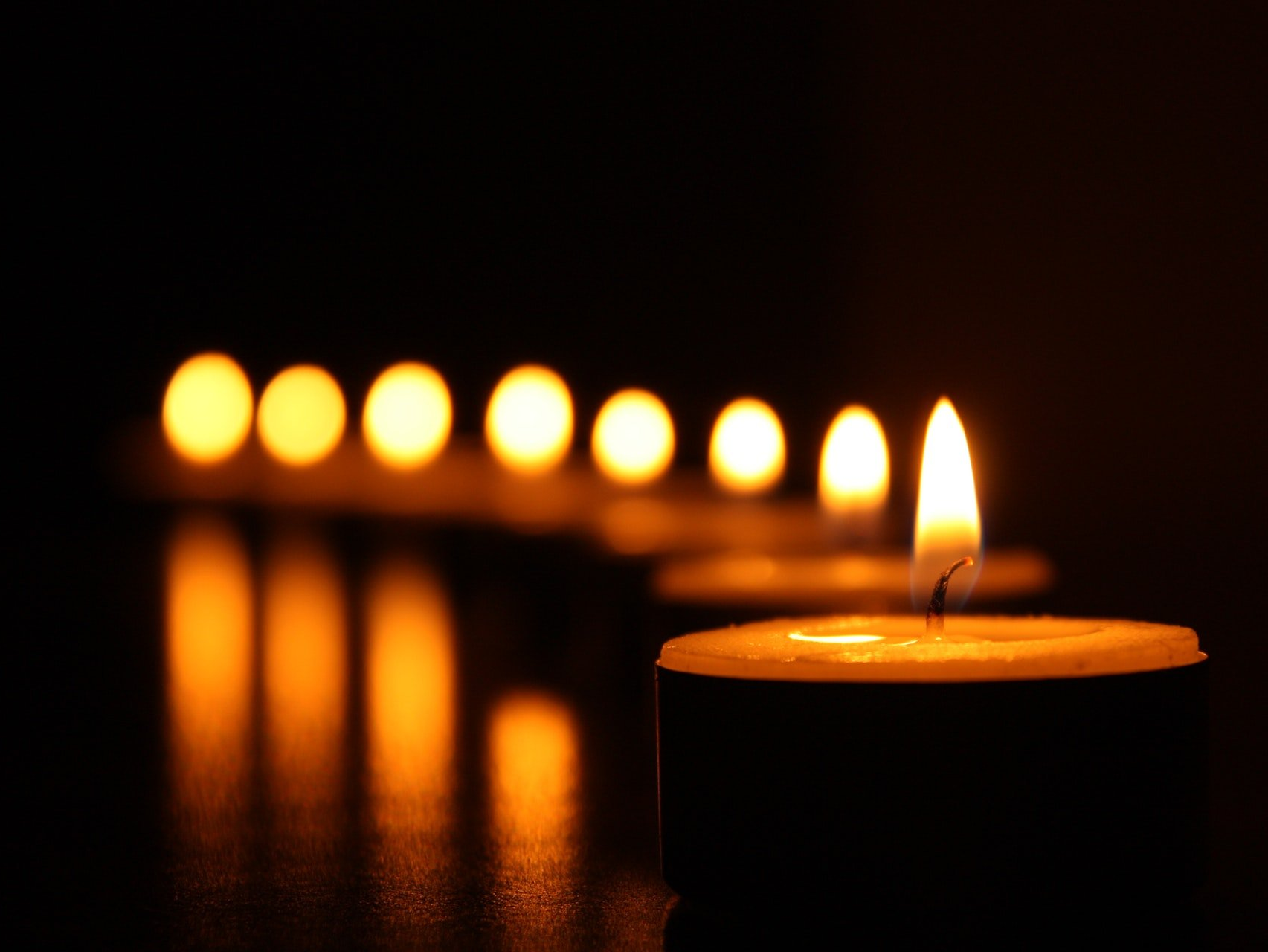 Apbedīšanas piederumi