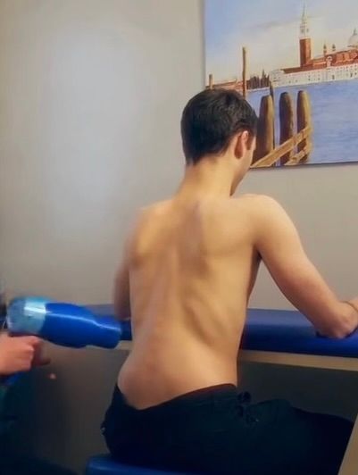 massaggio alla scapola - POLIAMBULATORIO MORASCHI Brescia massaggio alla scapola - POLIAMBULATORIO MORASCHI Brescia