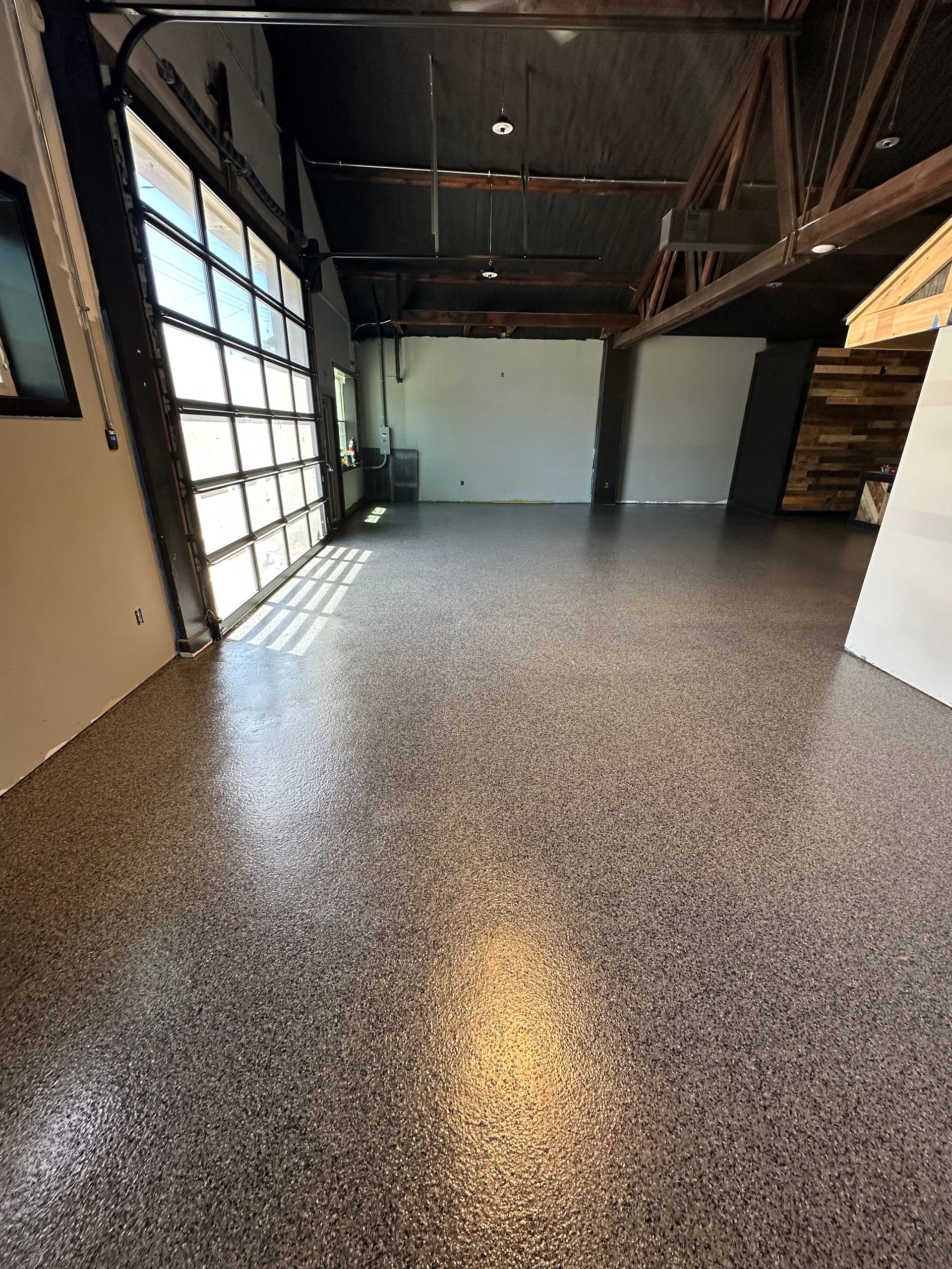 Concrete Coating Services | Elite Diamond Coating | Delaware