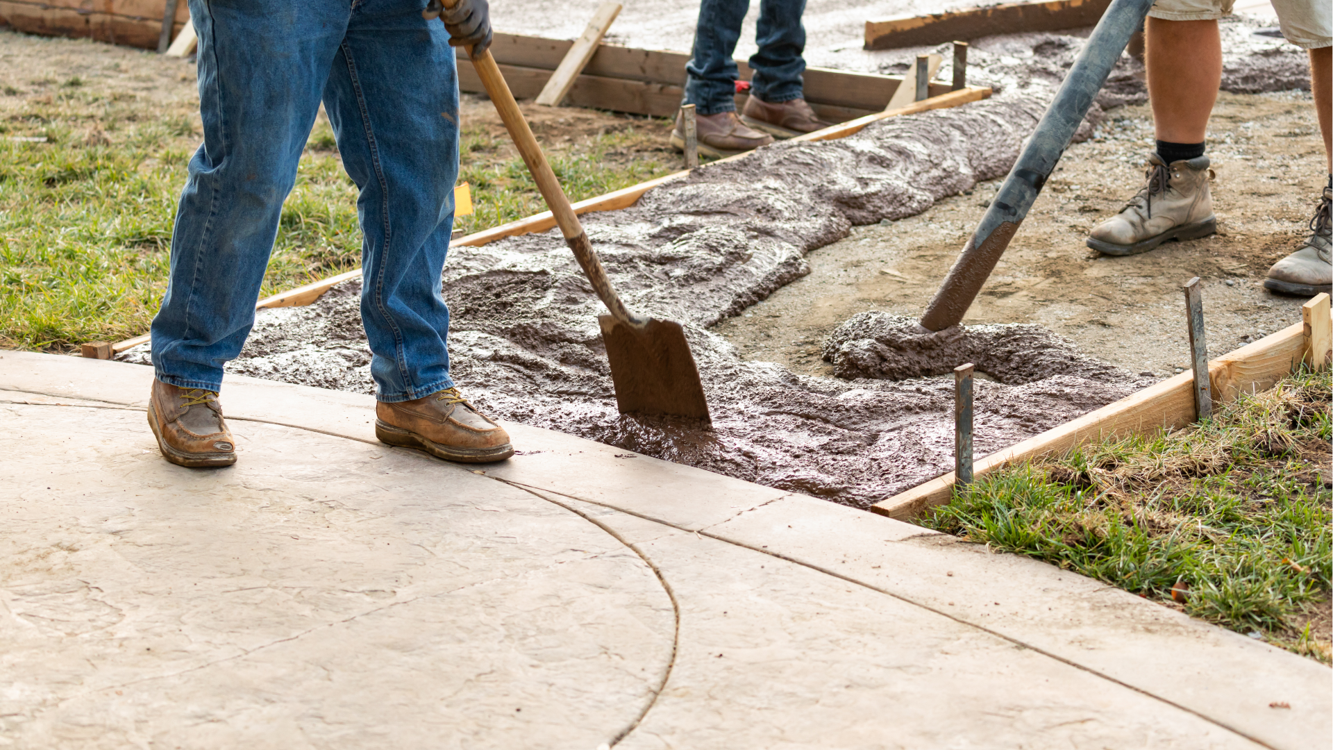 Pool Decks | Elite Diamond Coatings | Delaware