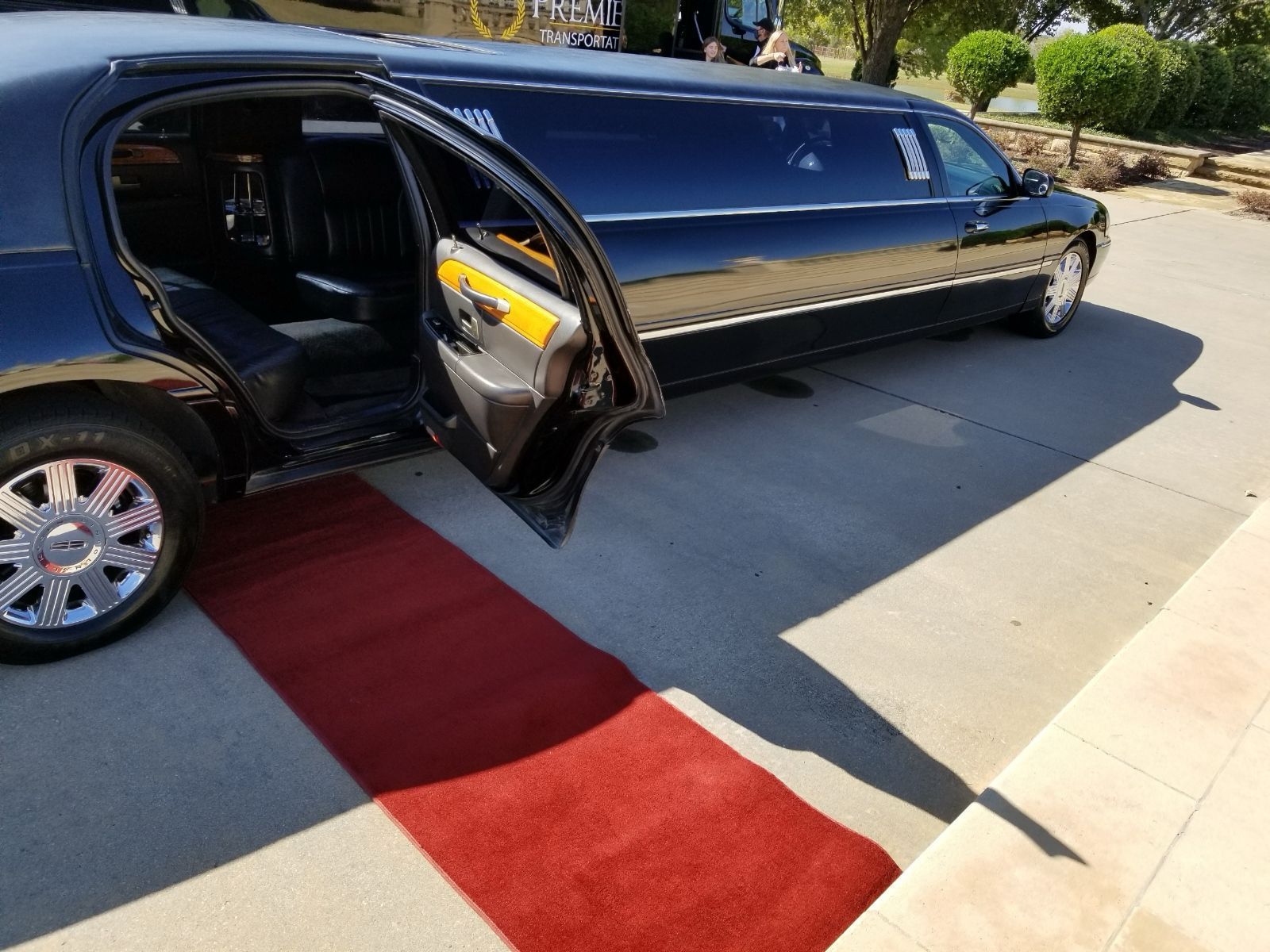 Onyx Black Car Service