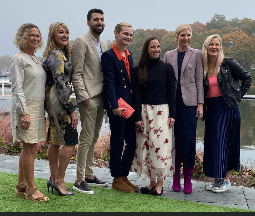 Customers Enjoy Interior Designs - Ridgefield, Connecticut - Lions Paw Interior