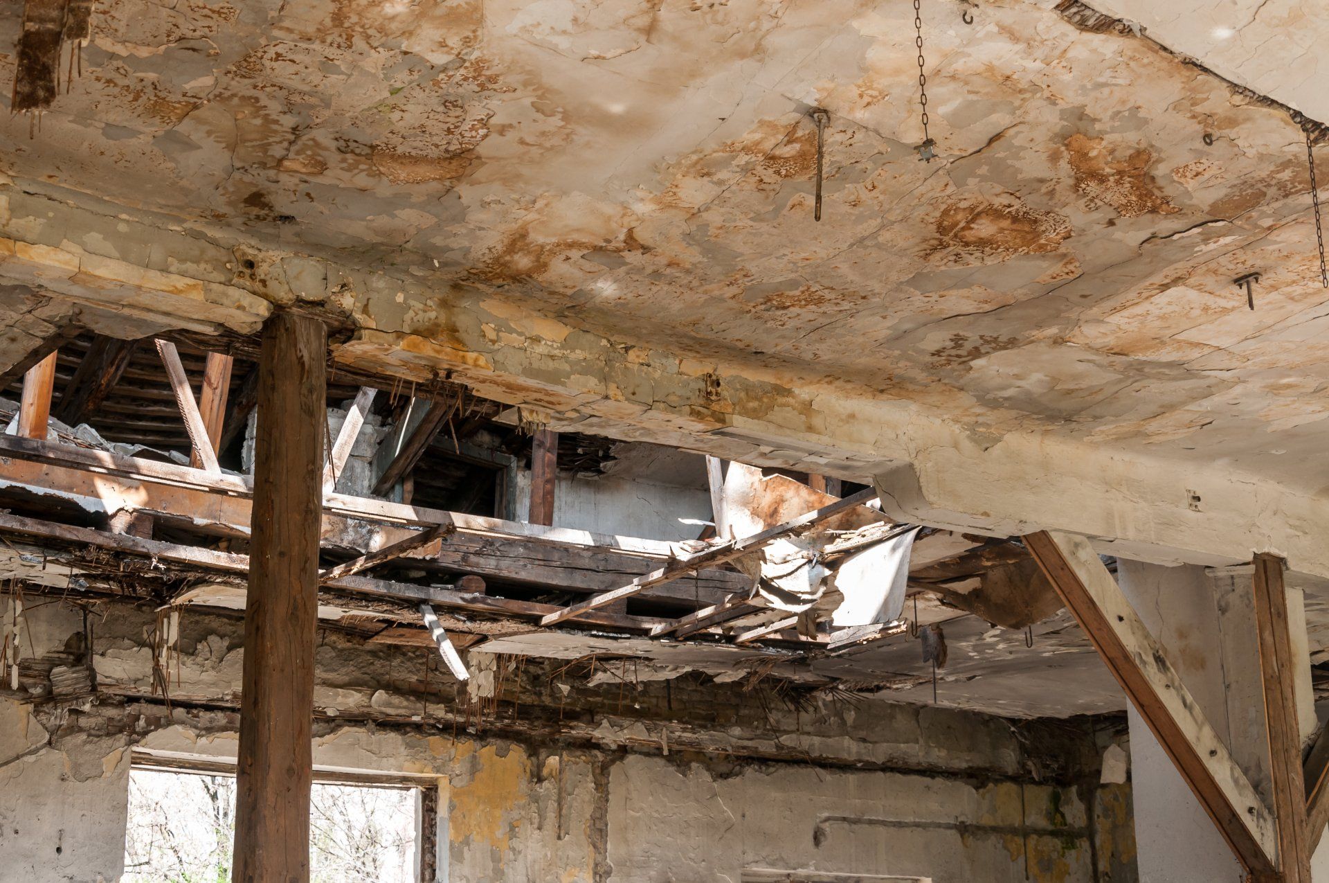 water damage restoration done by ARI in Arkansas