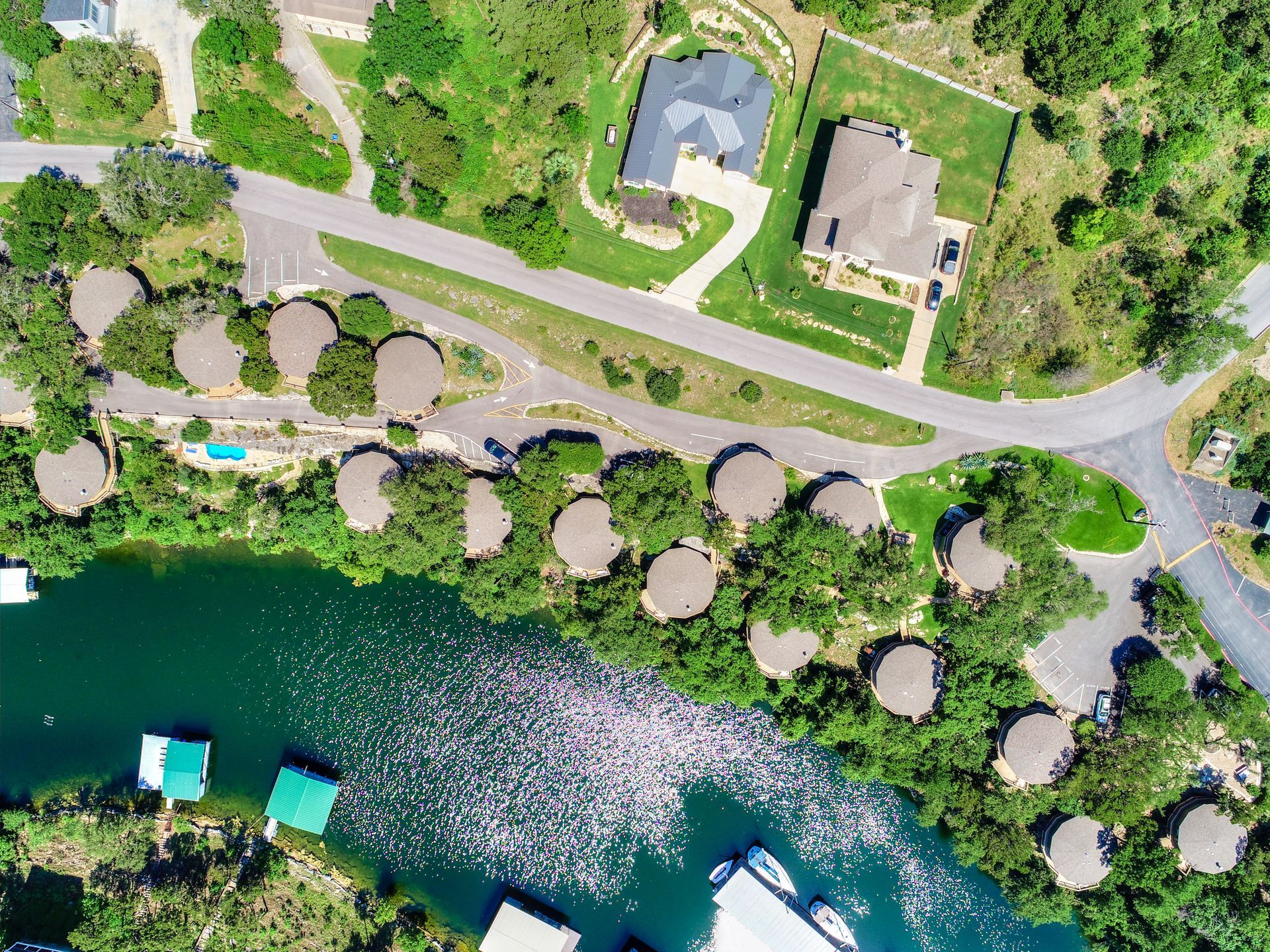 Vacation Rental - Lake view