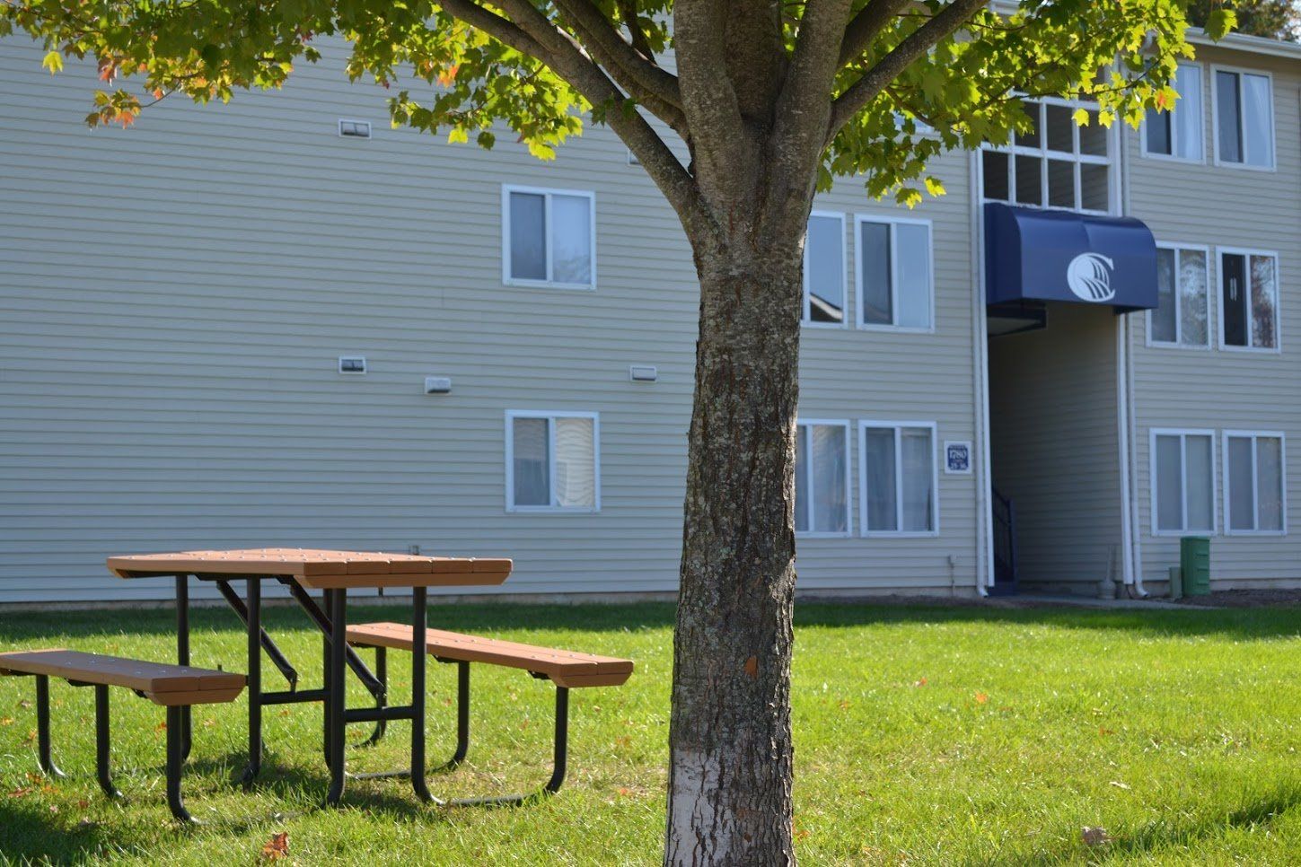 Cascade Pointe Condominiums