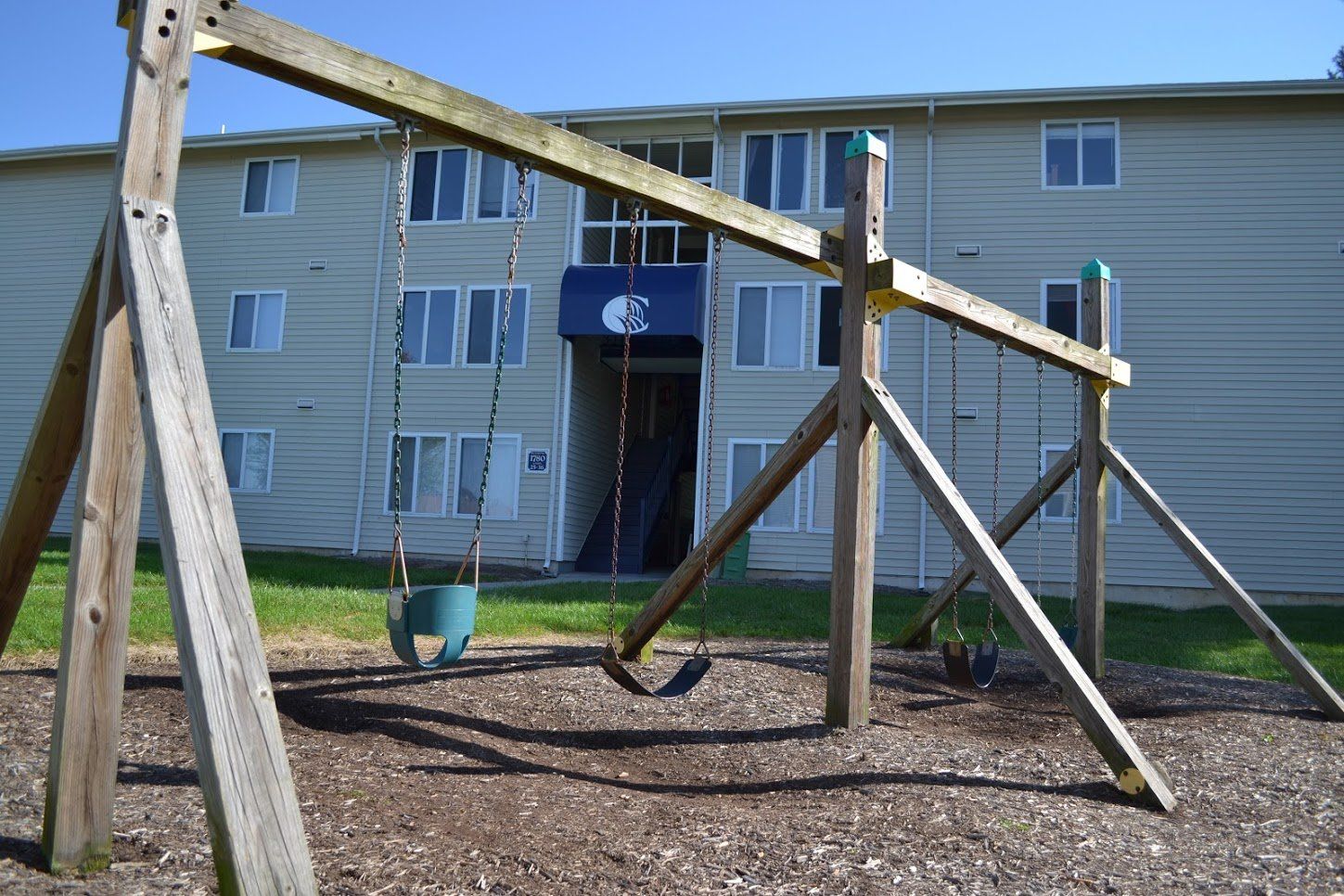 Cascade Pointe Condominiums