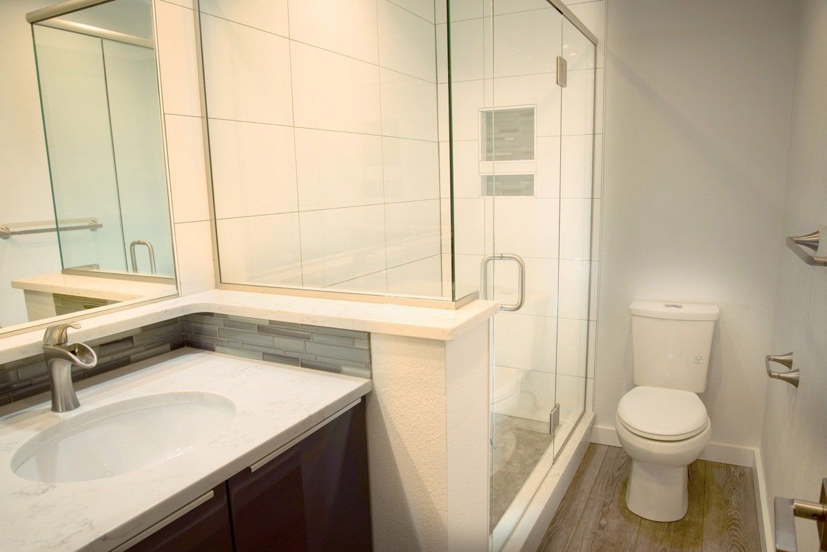 Smaller 2 bedroom main bathroom