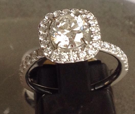 Diamond Ring Luxurious Sparkle and Rich Color | Lake Macquarie, Nsw | The Gold & Coin Shop