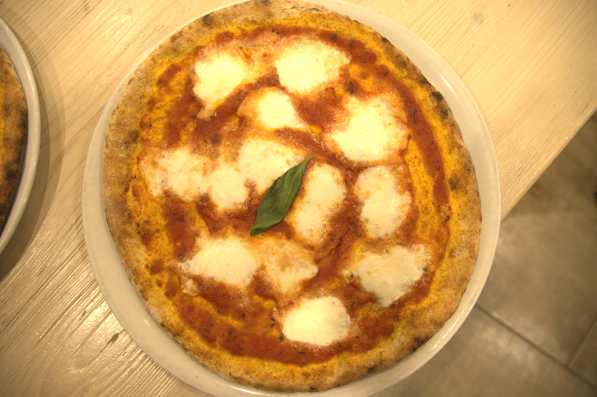 pizza al forno a legna