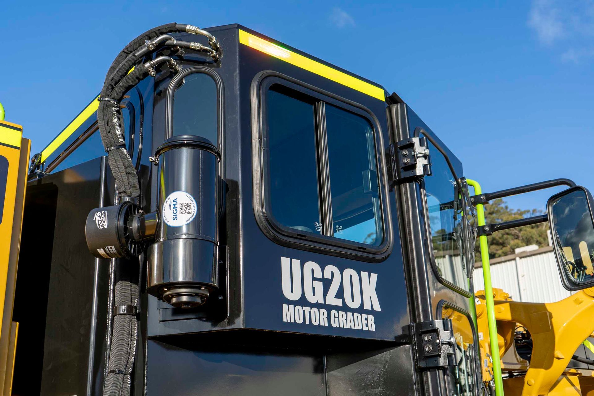 UG20K Window — Lawnton, QLD — Action Auto Sliders