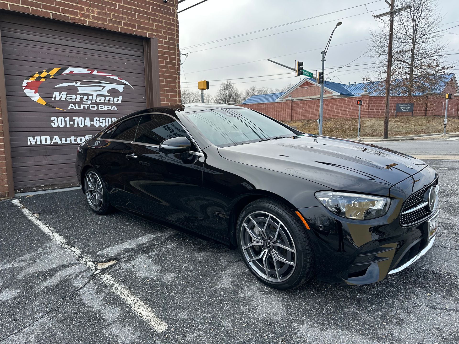 Water beading on a ceramic coated Porsche — Maryland Auto Spa