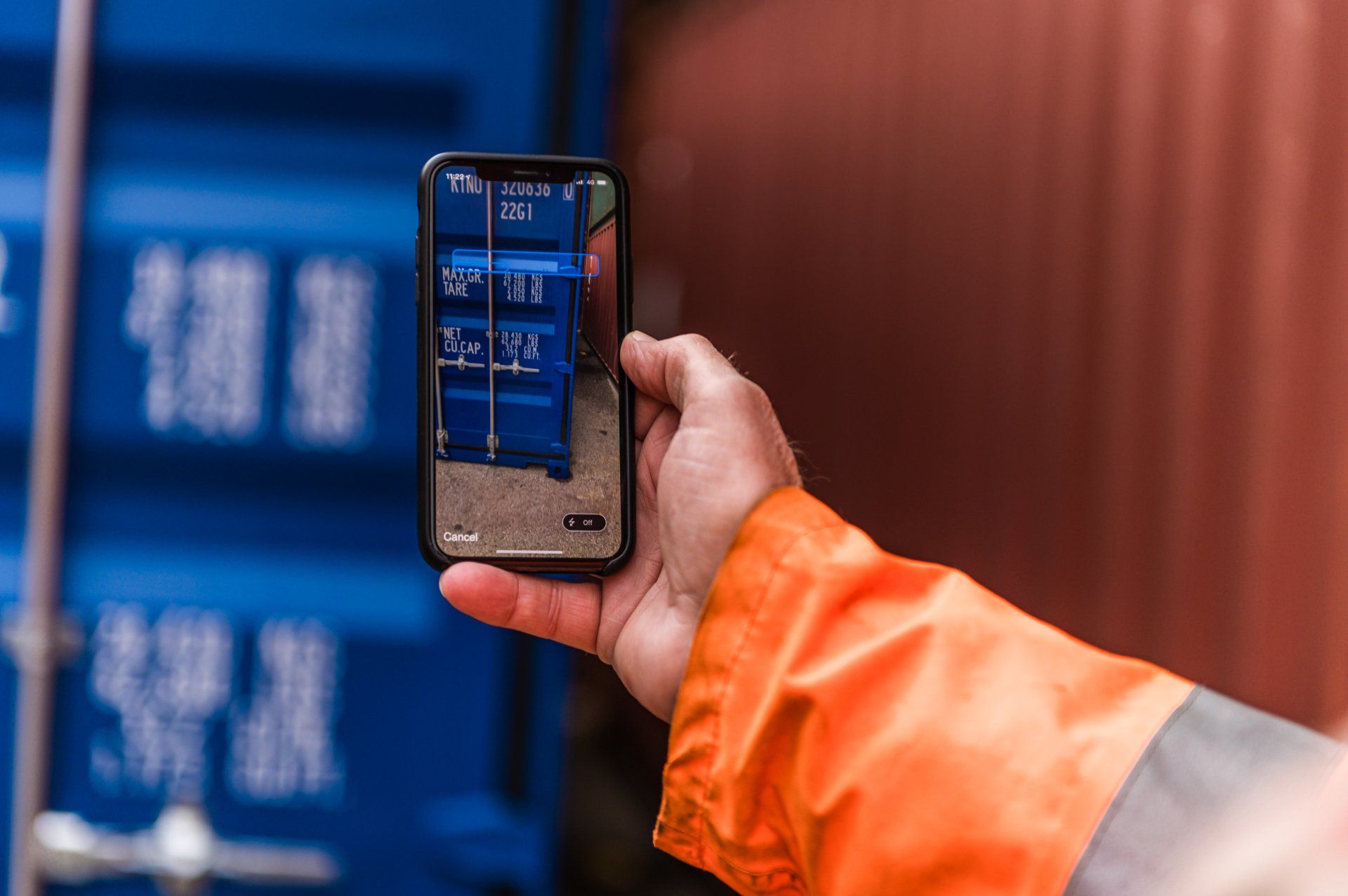 Scanning container number with smartphone