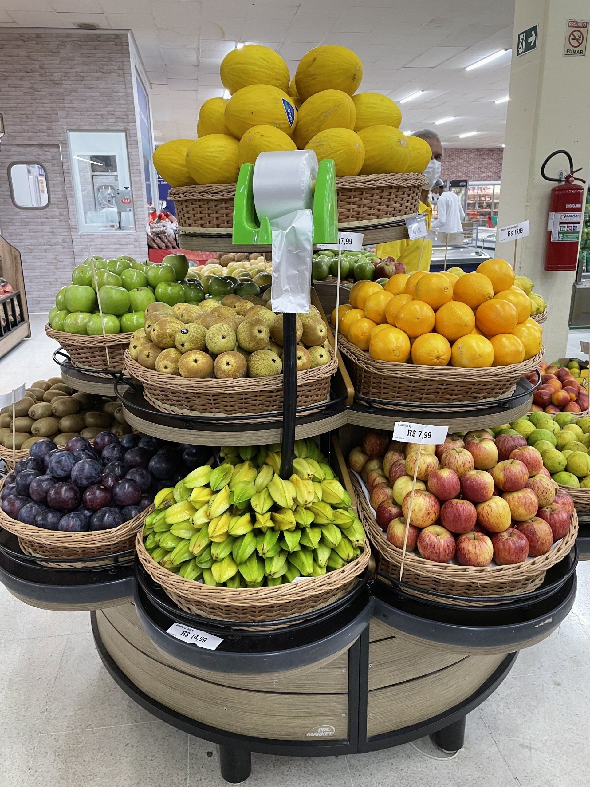 fruta en el supermercado