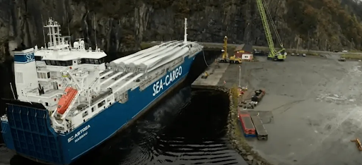 Sea-cargo vessel