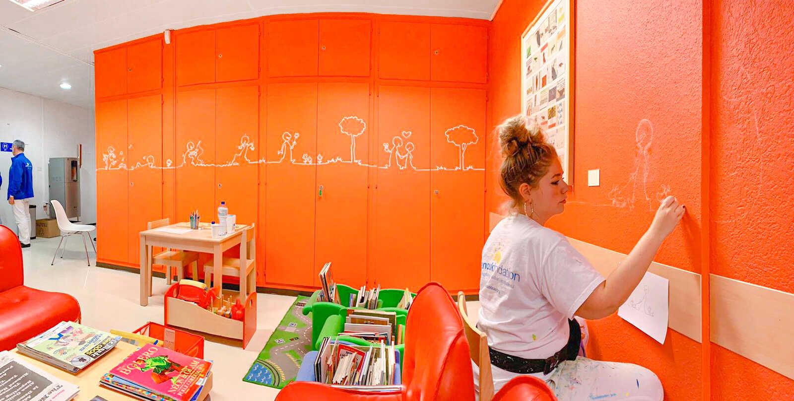 Psychiatry mural being painted