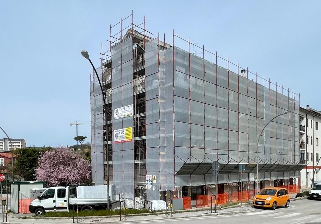 Rifacimento facciate e isolamenti