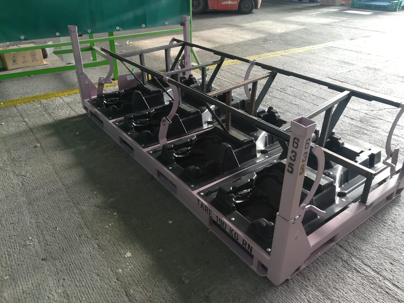 realizzazione metallica