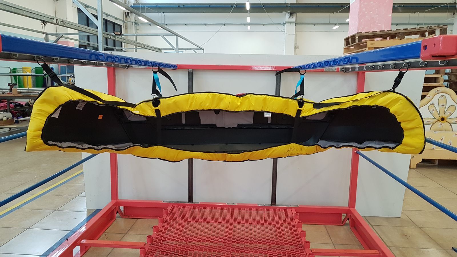 realizzazione di telo in PVC