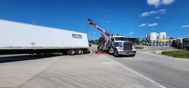 White Truck — Fort Wayne, IN — Blue Eagle Towing