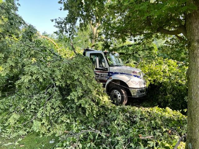 Roadside Breakdown — Fort Wayne, IN — Blue Eagle Towing